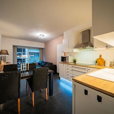 Appartement Miete - Dichtbij Strand En Winkels Bredene Esterno foto